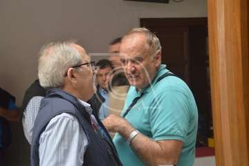 El Casino de Telde homenajea a 18 socios y al que fuera su conserje durante 40 años (Foto TA y TF)